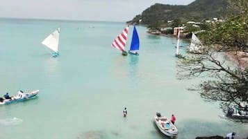 Comfort driepersoonskamer, uitzicht op het strand | Divers