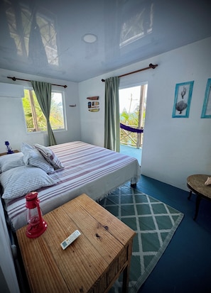 Habitación clásica, frente al mar | Wifi gratis y ropa de cama 