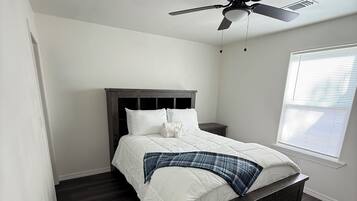 2 chambres, Wi-Fi gratuit, draps fournis