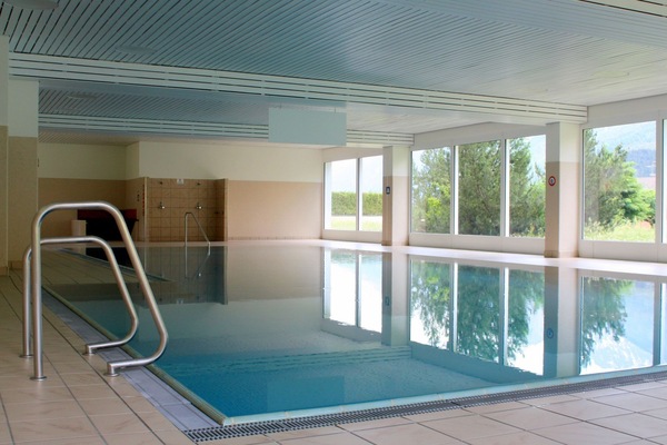 Pool Indoor