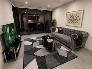 Lobby - Greenhouse Haven 1BR|Gym|Pool|Playground|Parking (Lidcombe)