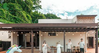 20pax Bali Villa with Karaoke & BBQ Area