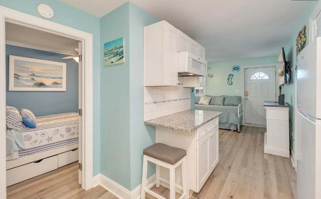 1 habitación, tabla de planchar con plancha y wifi gratis 