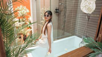 Villa, Balcony, Garden View | Bathroom | Hair dryer, slippers, towels