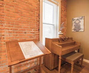 Interior - 3 Story Home with Penthouse Suite (Kansas City)