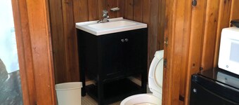 Cozy Friendship WI Cabin Near Lakes, Parks, Trails & Outdoor Fun