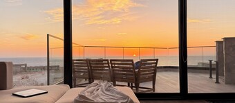 Drift Lodge Soma Bay, Sea Views from Sunrise to Sunset