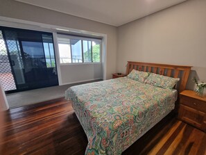 Room - River Heads Retreat (River Heads)