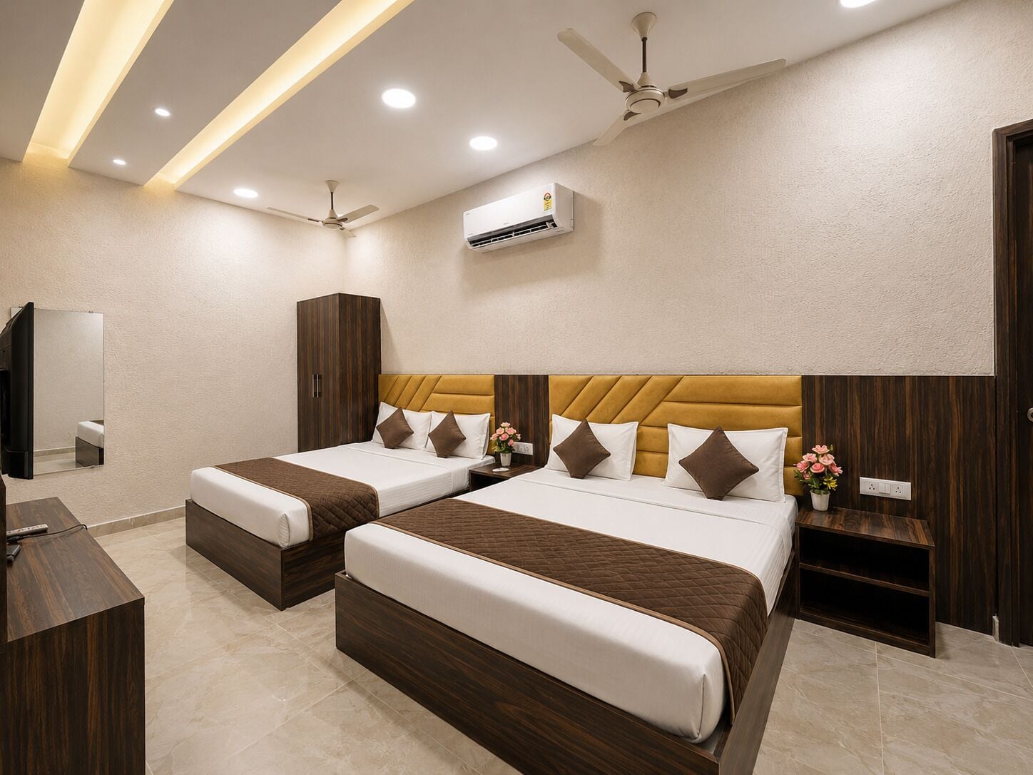 Egyptian cotton sheets, premium bedding, memory-foam beds, in-room safe