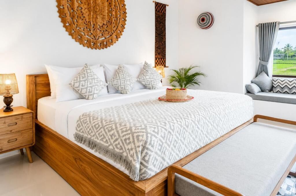 Comfort Villa, Garden Area | In-room safe, desk, laptop workspace, free WiFi