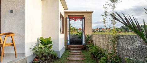 Villa Confort, côté jardin | Terrain de l’hébergement