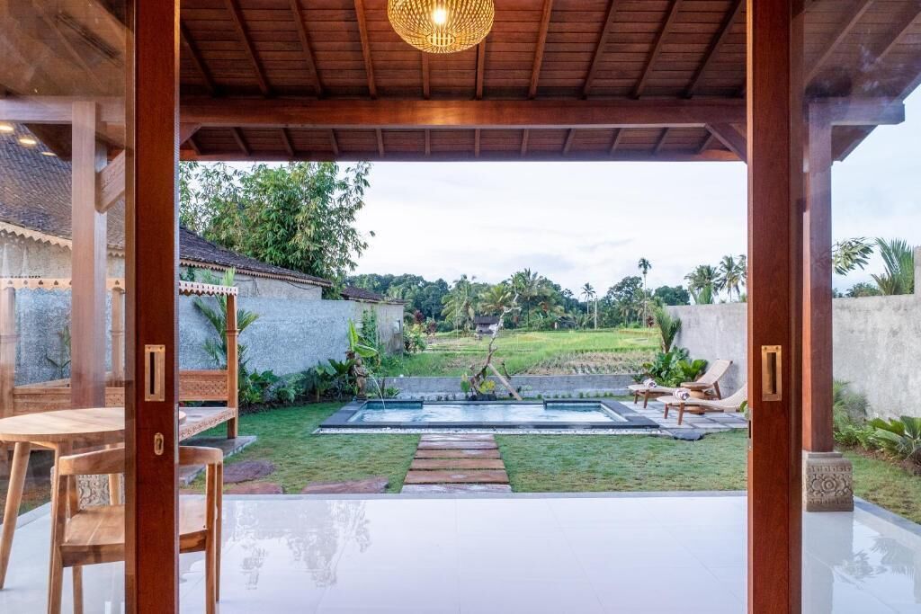 Comfort Villa, Garden Area | Terrace/patio