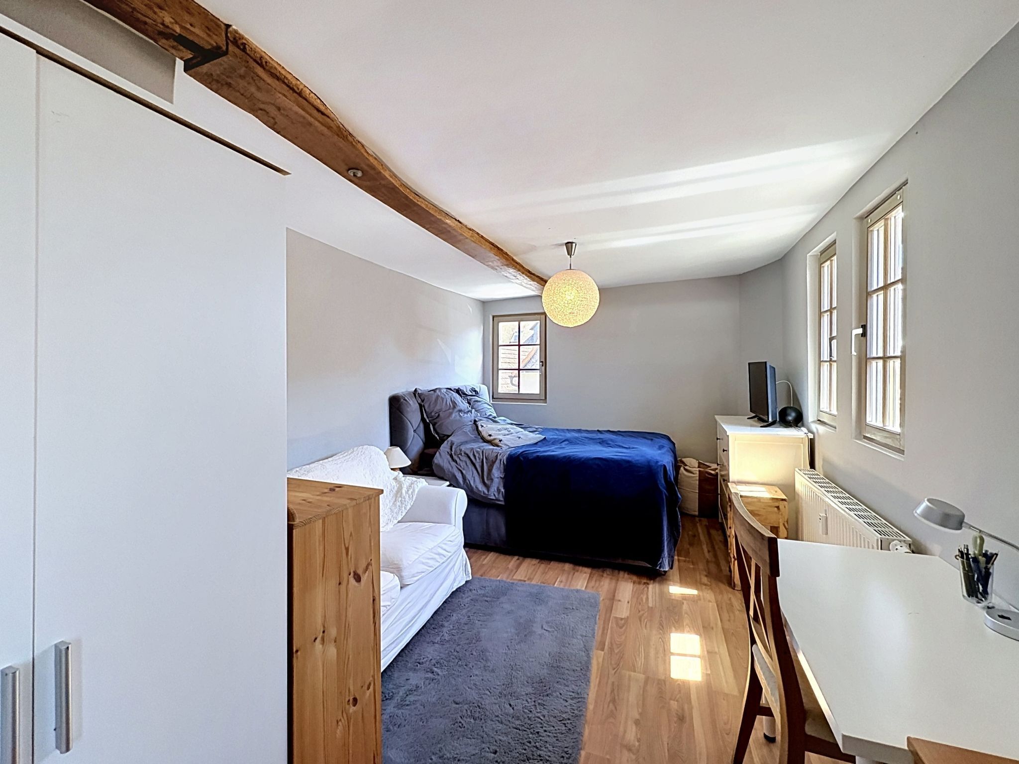 2 bedrooms
