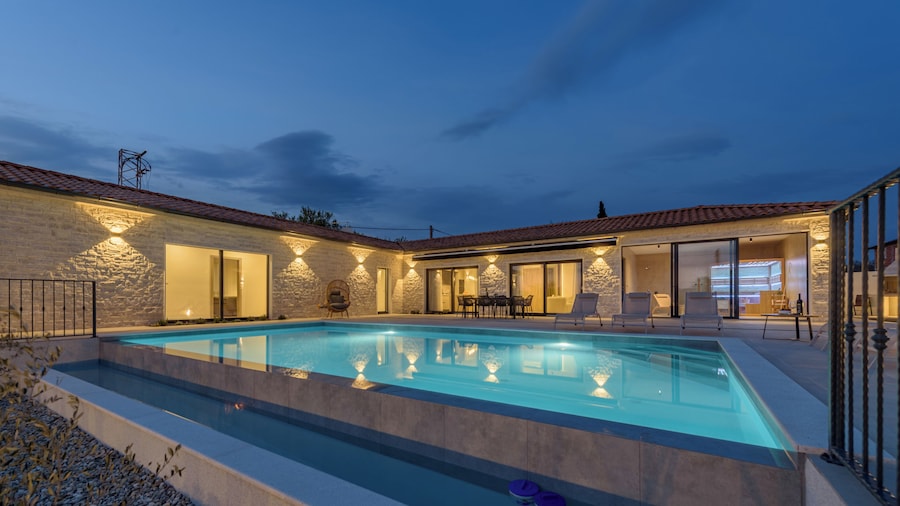 Villa Lumina