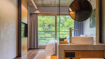 Kamar Double Mewah, balkon, pemandangan gunung | Seprai premium dan didekorasi berbeda-beda