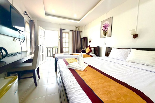 Standard Quadruple Room