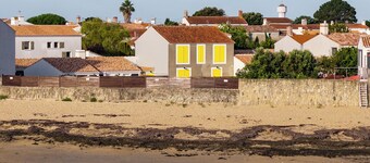 Le Vieil · Renovated house · Beach & sea view