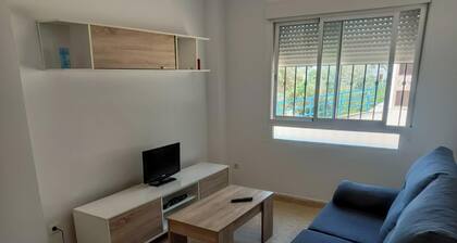 Apartment 300 meters from the beach and the marina