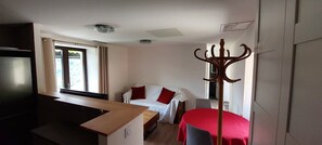 Interior - Gîte de Laulagne : Nature, Calm and Comfort. Independent apartment. (Saint-André-Lachamp)