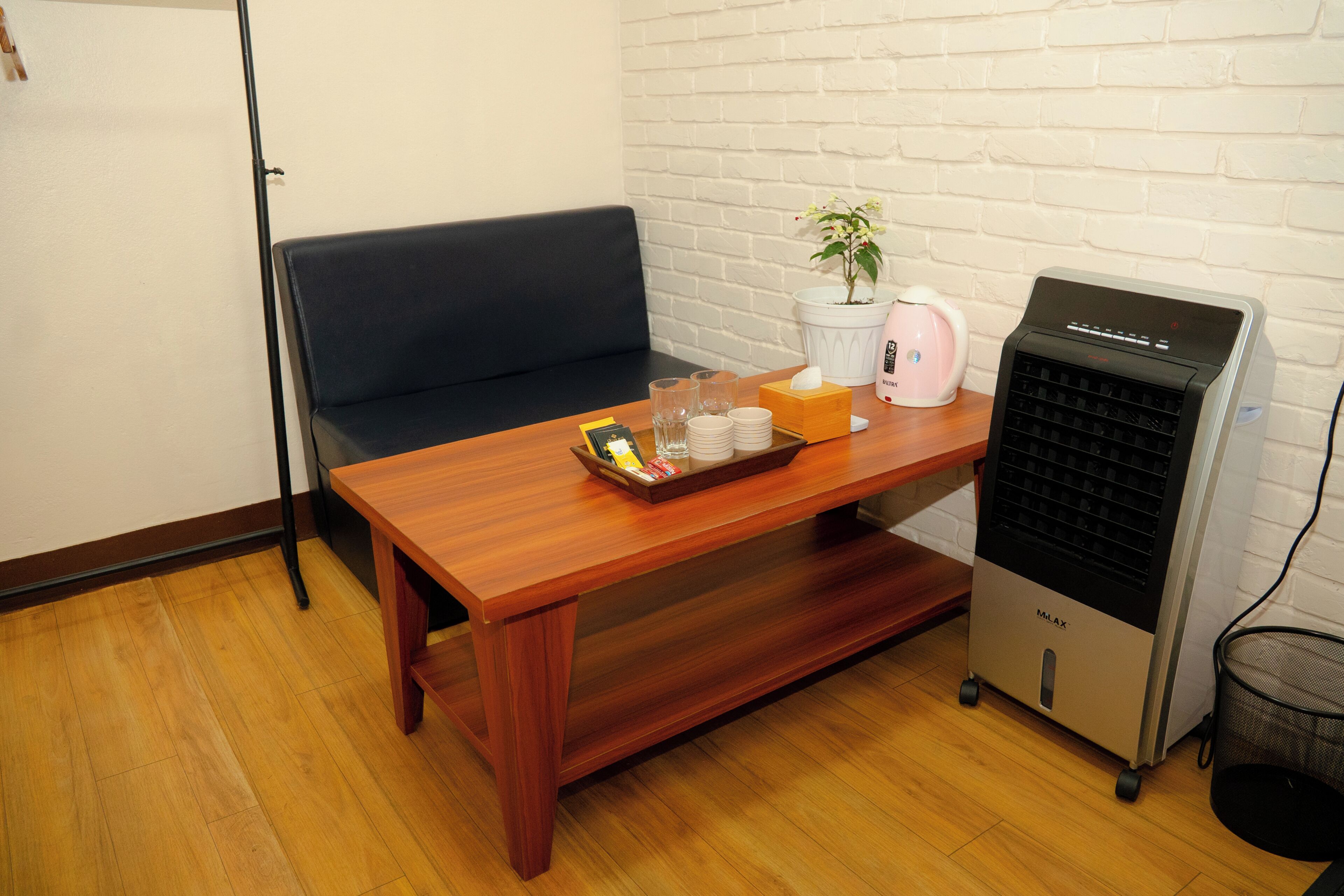 Standard Double Room | WiFi (free), bed sheets