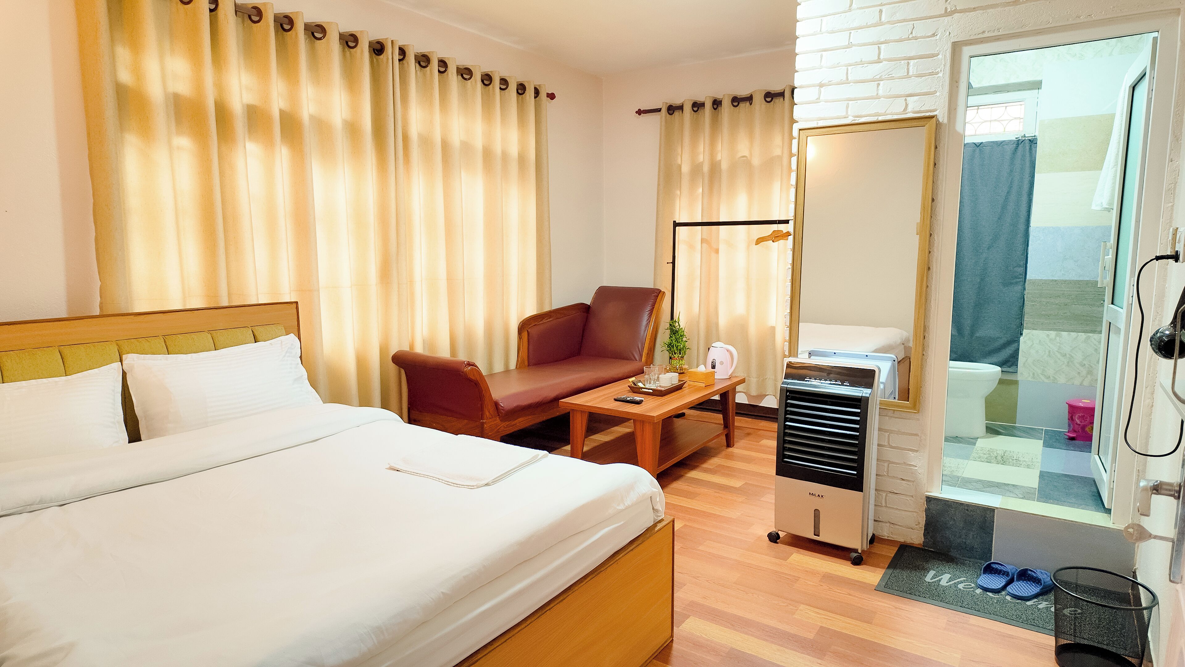 Deluxe Double Room | Free WiFi