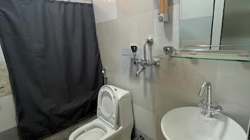 Shower, towels