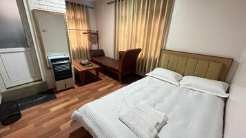 Deluxe Double Room | Free WiFi