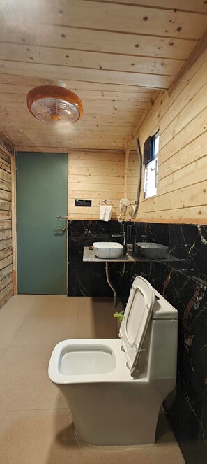 Luxury Room, Mountain View | Bathroom | Shower, free toiletries, hair dryer, towels - Karibu Resort Karjat (Karjat)