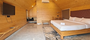 Luxury Room, Mountain View | Desk, laptop workspace, iron/ironing board, free WiFi - Karibu Resort Karjat (Chevane)