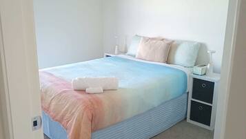 3 bedrooms, Internet