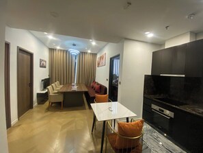 Suite Deluxe, vistes al riu | Interior