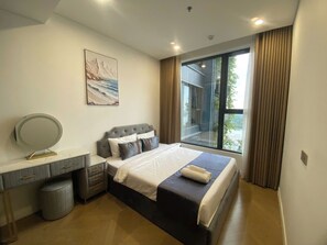 Deluxe Suite, River View - Zivana Luxury Hotel - Lumiere Riverside (An Khanh)