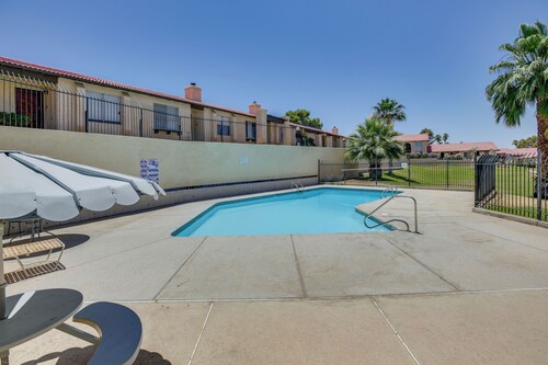 Work & Play in Yuma: Central Condo w/ Pool Access