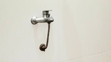 House | Bathroom