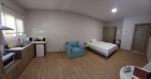 THALASSA ALMYROS APARTMENTS