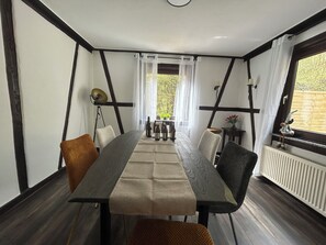 Dining - Vrbo Property (Murrhardt)