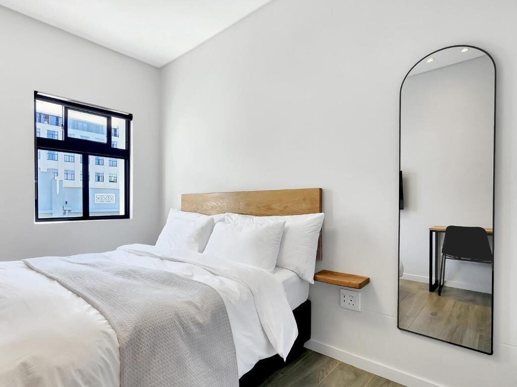 Deluxe Double Room, 1 Queen Bed, Hill View | Desk, laptop workspace, free WiFi