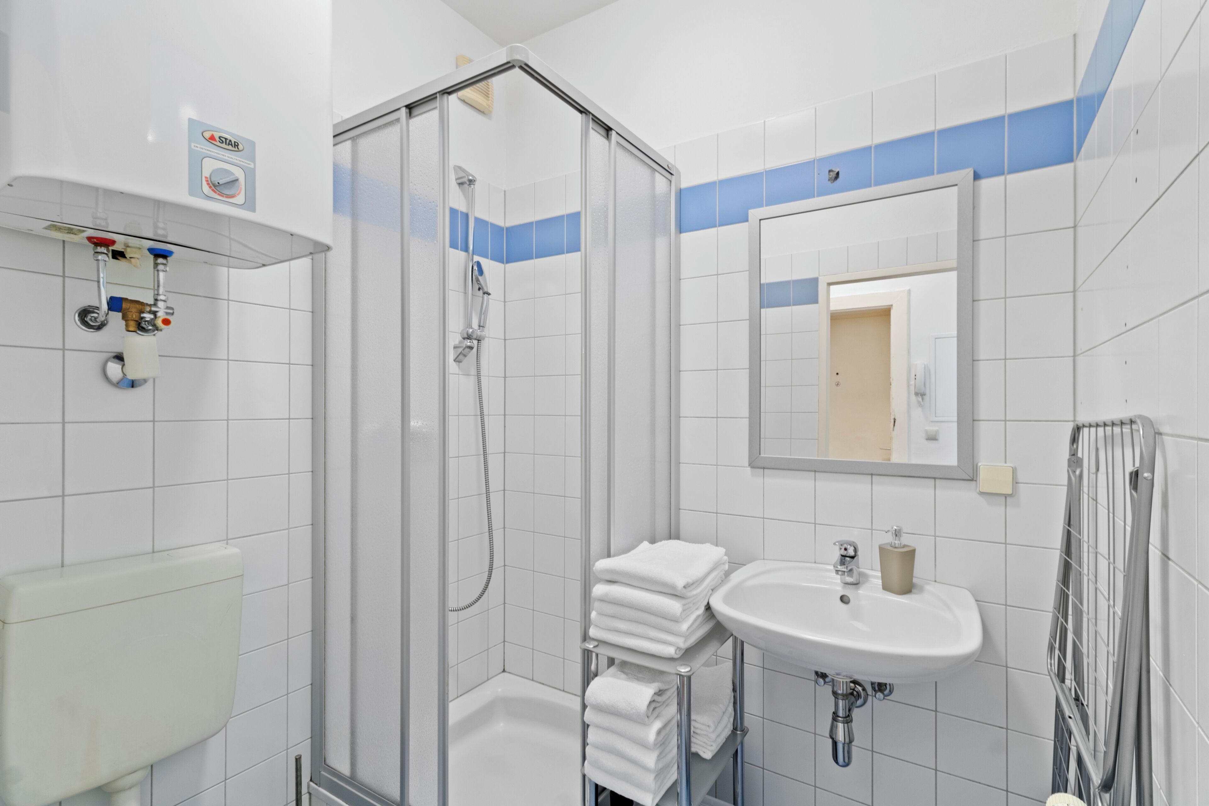 Basic Apartment, 1 Bedroom | Bathroom