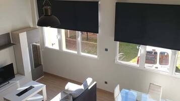 Een 32-inch televisie met digitale zenders