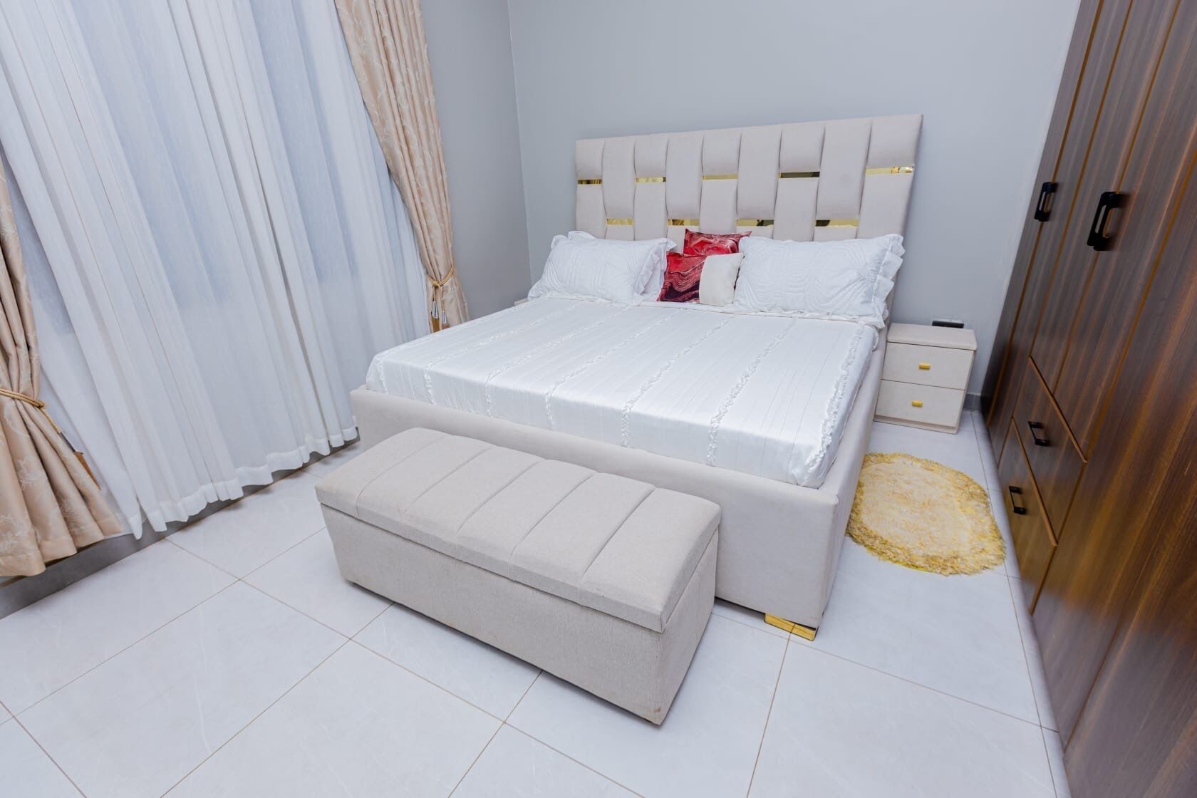 Comfort Apartment, City View