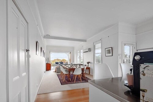 Bridport Beach House