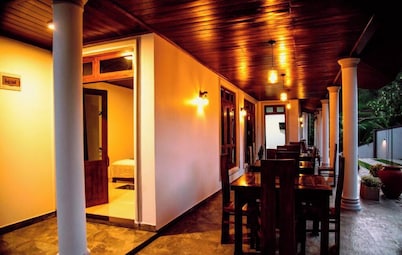 Zenora villa ella