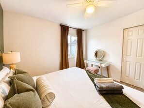 5 camere, ferro/asse da stiro, Wi-Fi gratuito, lenzuola