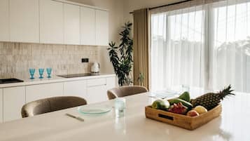 Comfort Apartment | Dining