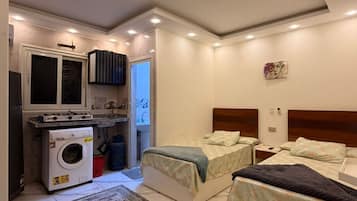 Comfort Studio, Balcony, Garden View | In-room safe, WiFi (free)