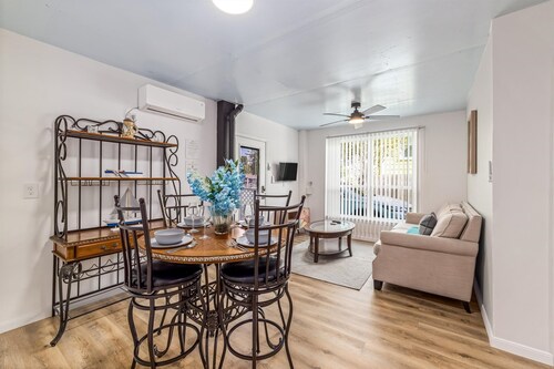 Cozy Apt Nr Beach & Pier 21 | Yard BBQ Games WiFi
