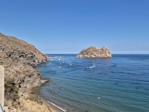 Beach - Andalusia, beachfront apartment, pool, terrace, parking. (Cuevas del Almanzora)