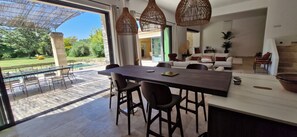 Dining - Vrbo Property (Marsillargues)