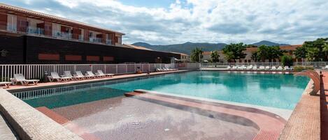 Apartment | Pool