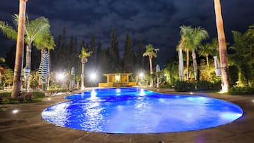 Piscina externa